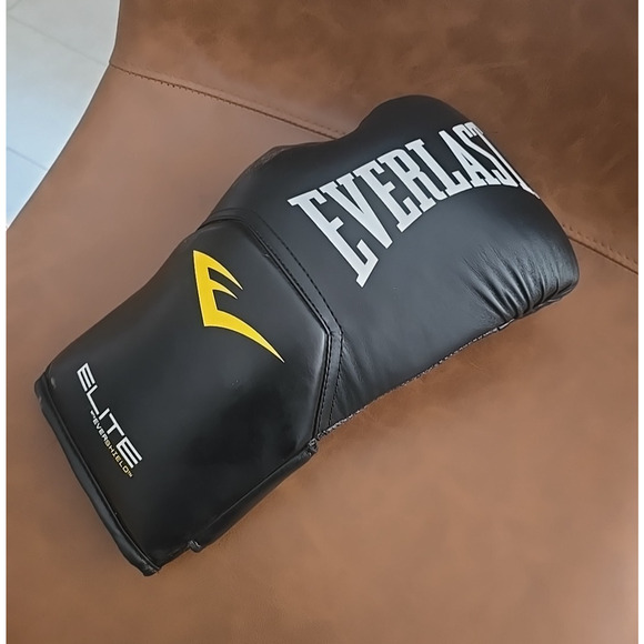 Everlast Black Elite Prostyle Training Boxing Glove 14oz - Right Hand Glove Only - Picture 1 of 5
